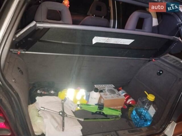 Серый Мерседес А класс, объемом двигателя 1.69 л и пробегом 270 тыс. км за 5300 $, фото 4 на Automoto.ua