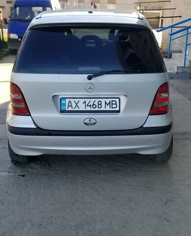 Сірий Мерседес А клас, об'ємом двигуна 1.7 л та пробігом 292 тис. км за 3889 $, фото 1 на Automoto.ua