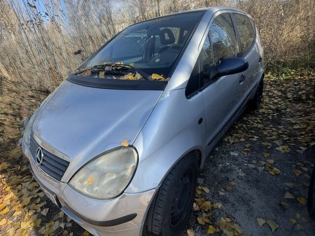 Серый Мерседес А класс, объемом двигателя 1.7 л и пробегом 200 тыс. км за 900 $, фото 1 на Automoto.ua