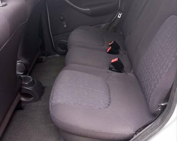 Серый Мерседес А класс, объемом двигателя 1.7 л и пробегом 265 тыс. км за 3555 $, фото 21 на Automoto.ua