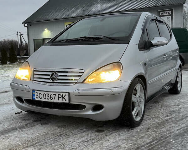 Сірий Мерседес А клас, об'ємом двигуна 1.9 л та пробігом 250 тис. км за 4000 $, фото 3 на Automoto.ua