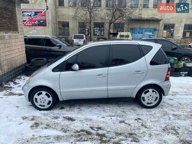 Сірий Мерседес А клас, об'ємом двигуна 1.6 л та пробігом 250 тис. км за 4000 $, фото 1 на Automoto.ua