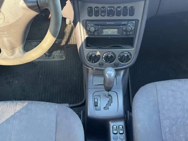 Сірий Мерседес А клас, об'ємом двигуна 1.7 л та пробігом 280 тис. км за 3200 $, фото 14 на Automoto.ua