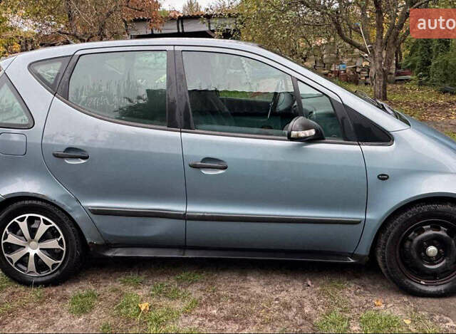 Серый Мерседес А класс, объемом двигателя 1.6 л и пробегом 278 тыс. км за 2500 $, фото 4 на Automoto.ua