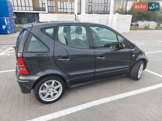 Серый Мерседес А класс, объемом двигателя 1.9 л и пробегом 172 тыс. км за 4400 $, фото 5 на Automoto.ua