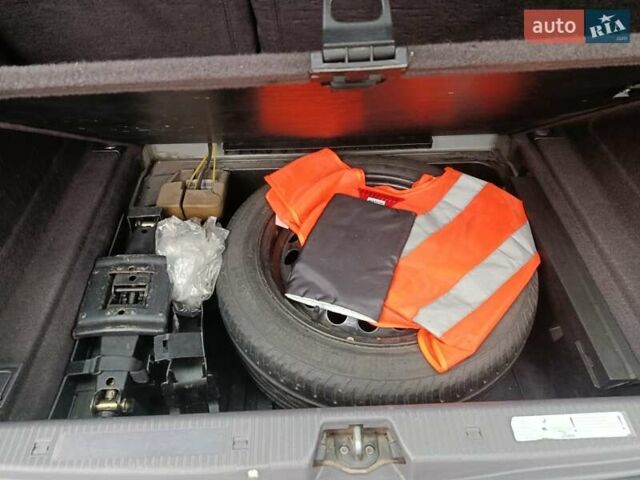 Серый Мерседес А класс, объемом двигателя 1.69 л и пробегом 180 тыс. км за 3500 $, фото 21 на Automoto.ua