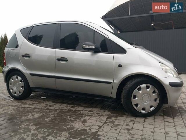 Серый Мерседес А класс, объемом двигателя 1.7 л и пробегом 265 тыс. км за 3555 $, фото 7 на Automoto.ua