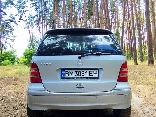 Серый Мерседес А класс, объемом двигателя 1.6 л и пробегом 172 тыс. км за 4000 $, фото 1 на Automoto.ua