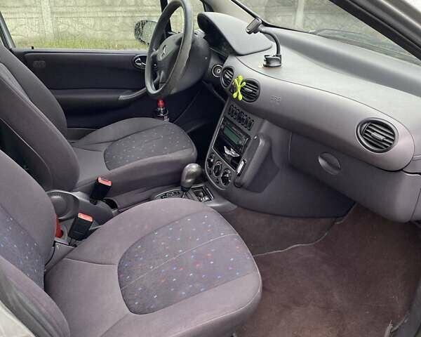 Серый Мерседес А класс, объемом двигателя 1.6 л и пробегом 219 тыс. км за 5800 $, фото 8 на Automoto.ua