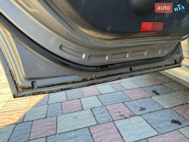 Сірий Мерседес А клас, об'ємом двигуна 2.04 л та пробігом 160 тис. км за 4900 $, фото 25 на Automoto.ua