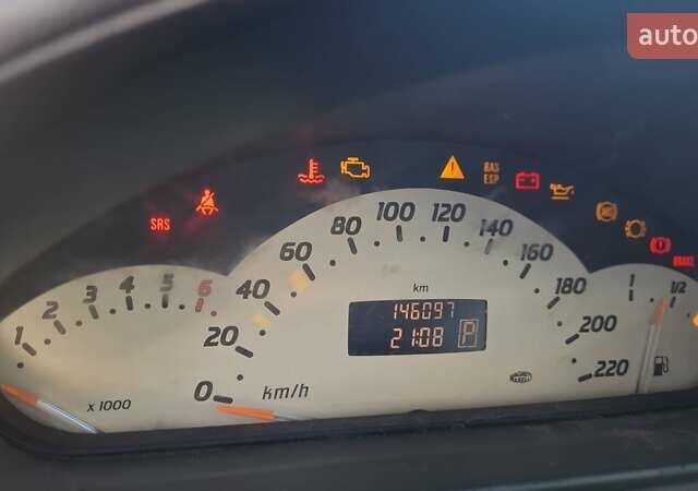 Серый Мерседес А класс, объемом двигателя 1.6 л и пробегом 146 тыс. км за 5200 $, фото 1 на Automoto.ua