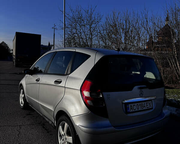 Серый Мерседес А класс, объемом двигателя 1.99 л и пробегом 310 тыс. км за 2800 $, фото 5 на Automoto.ua