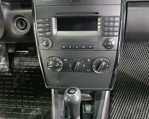 Сірий Мерседес А клас, об'ємом двигуна 1.5 л та пробігом 300 тис. км за 4300 $, фото 6 на Automoto.ua