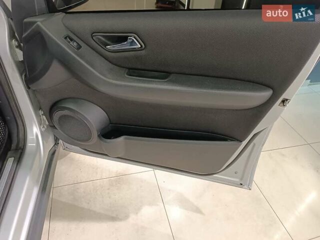 Сірий Мерседес А клас, об'ємом двигуна 1.5 л та пробігом 300 тис. км за 4300 $, фото 3 на Automoto.ua