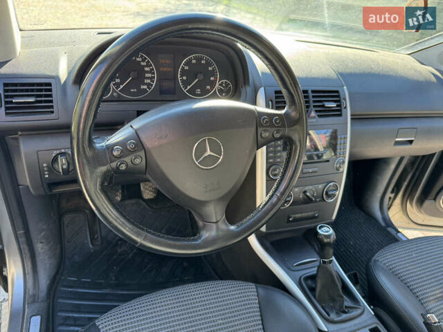 Сірий Мерседес А клас, об'ємом двигуна 2.04 л та пробігом 160 тис. км за 4900 $, фото 15 на Automoto.ua