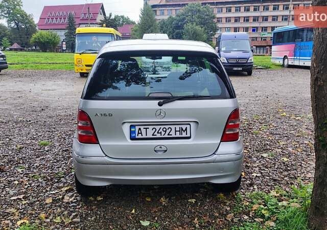 Серый Мерседес А класс, объемом двигателя 1.6 л и пробегом 214 тыс. км за 3000 $, фото 5 на Automoto.ua