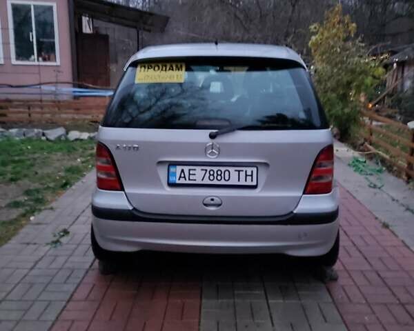 Серый Мерседес А класс, объемом двигателя 1.69 л и пробегом 172 тыс. км за 4500 $, фото 4 на Automoto.ua