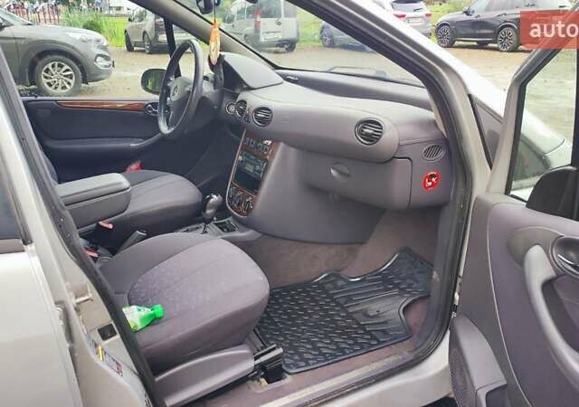 Серый Мерседес А класс, объемом двигателя 1.6 л и пробегом 214 тыс. км за 3000 $, фото 3 на Automoto.ua