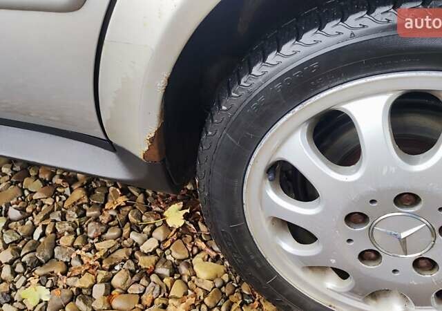 Серый Мерседес А класс, объемом двигателя 1.6 л и пробегом 214 тыс. км за 3000 $, фото 14 на Automoto.ua