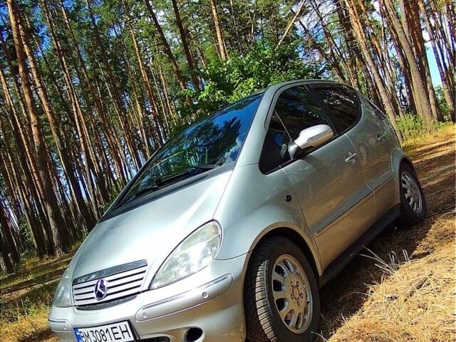 Серый Мерседес А класс, объемом двигателя 1.6 л и пробегом 172 тыс. км за 4000 $, фото 3 на Automoto.ua