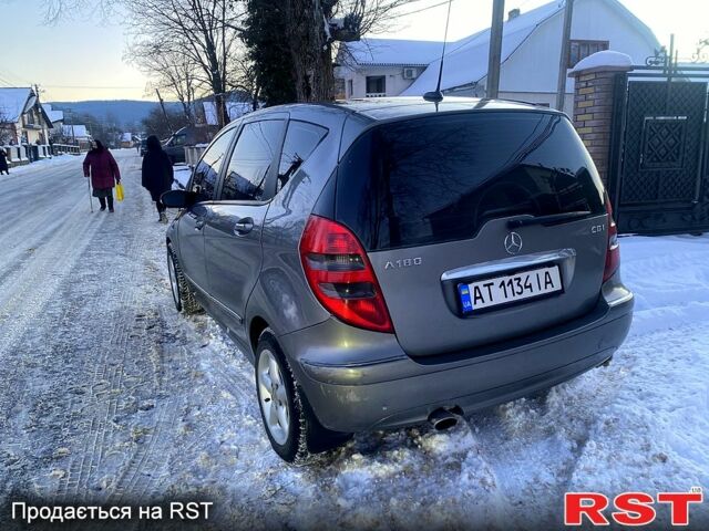 Сірий Мерседес А клас, об'ємом двигуна 2 л та пробігом 309 тис. км за 4800 $, фото 5 на Automoto.ua