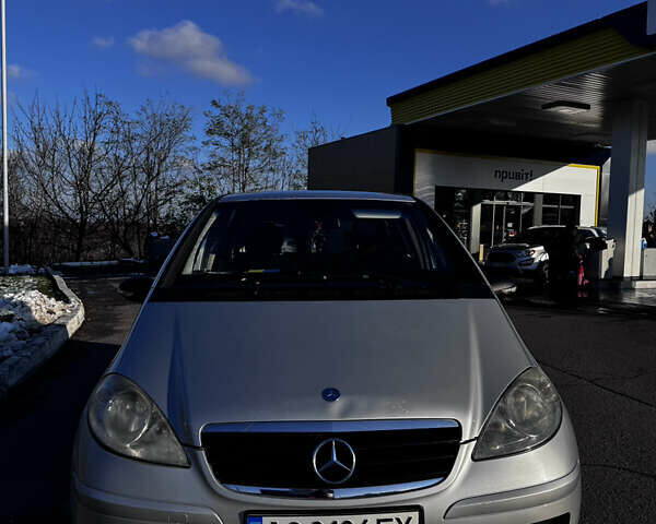 Серый Мерседес А класс, объемом двигателя 1.99 л и пробегом 310 тыс. км за 2800 $, фото 1 на Automoto.ua