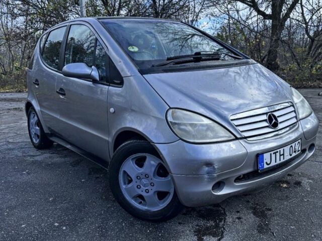 Сірий Мерседес А клас, об'ємом двигуна 1.7 л та пробігом 190 тис. км за 1800 $, фото 3 на Automoto.ua