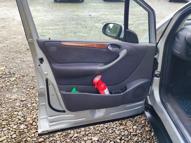 Сірий Мерседес А клас, об'ємом двигуна 1.6 л та пробігом 218 тис. км за 2800 $, фото 13 на Automoto.ua