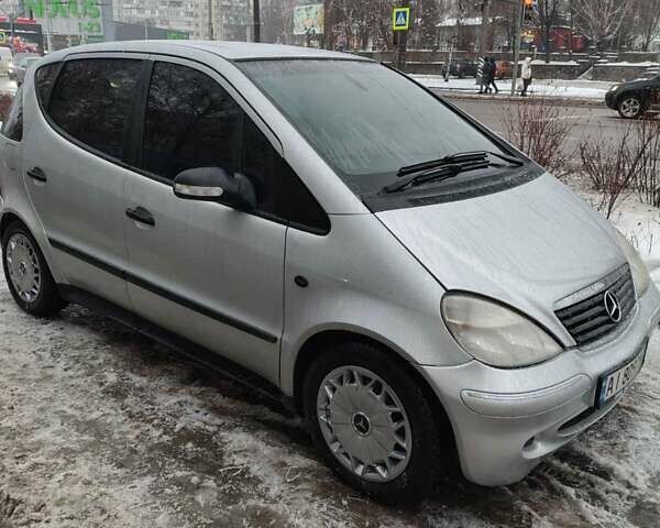 Серый Мерседес А класс, объемом двигателя 1.69 л и пробегом 368 тыс. км за 3500 $, фото 4 на Automoto.ua