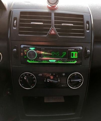 Сірий Мерседес А клас, об'ємом двигуна 2 л та пробігом 240 тис. км за 4300 $, фото 27 на Automoto.ua