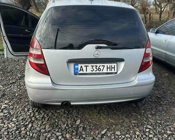 Серый Мерседес А класс, объемом двигателя 2 л и пробегом 260 тыс. км за 4500 $, фото 4 на Automoto.ua