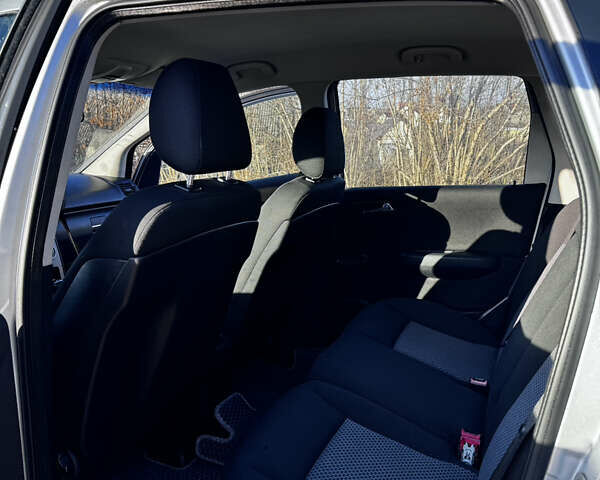 Серый Мерседес А класс, объемом двигателя 1.99 л и пробегом 310 тыс. км за 2800 $, фото 11 на Automoto.ua