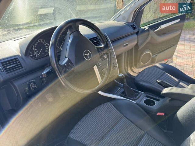 Сірий Мерседес А клас, об'ємом двигуна 2.04 л та пробігом 160 тис. км за 4900 $, фото 11 на Automoto.ua
