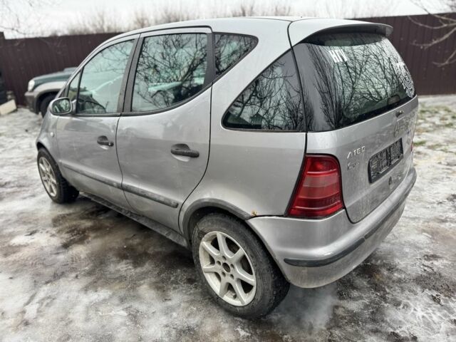 Серый Мерседес А класс, объемом двигателя 1.6 л и пробегом 300 тыс. км за 1200 $, фото 7 на Automoto.ua