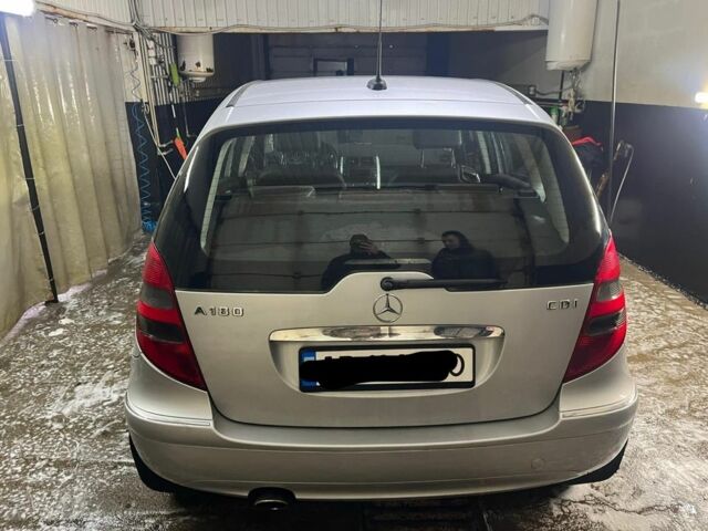 Сірий Мерседес А клас, об'ємом двигуна 2 л та пробігом 255 тис. км за 5000 $, фото 3 на Automoto.ua