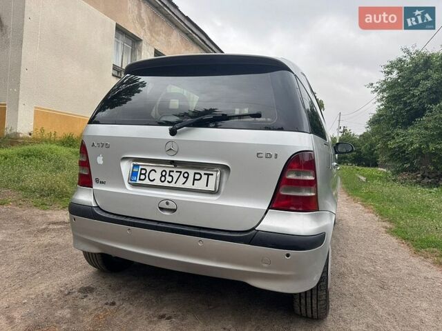 Сірий Мерседес А клас, об'ємом двигуна 1.7 л та пробігом 250 тис. км за 2999 $, фото 6 на Automoto.ua