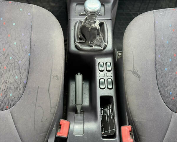 Сірий Мерседес А клас, об'ємом двигуна 1.69 л та пробігом 319 тис. км за 3200 $, фото 21 на Automoto.ua