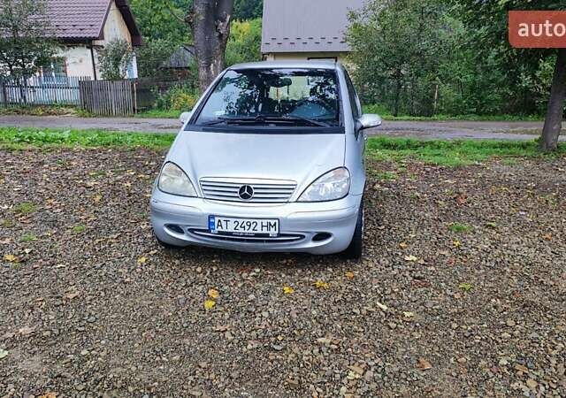 Серый Мерседес А класс, объемом двигателя 1.6 л и пробегом 214 тыс. км за 3000 $, фото 7 на Automoto.ua