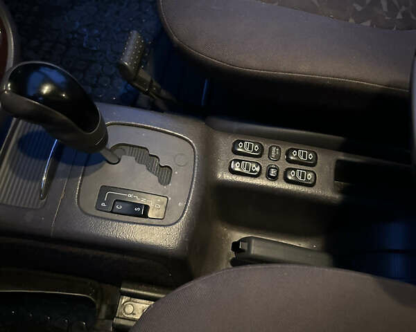 Серый Мерседес А класс, объемом двигателя 1.7 л и пробегом 300 тыс. км за 2900 $, фото 11 на Automoto.ua