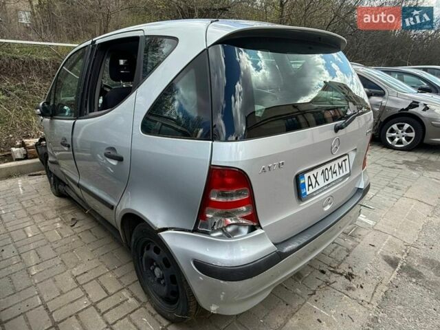 Серый Мерседес А класс, объемом двигателя 1.69 л и пробегом 200 тыс. км за 1600 $, фото 3 на Automoto.ua