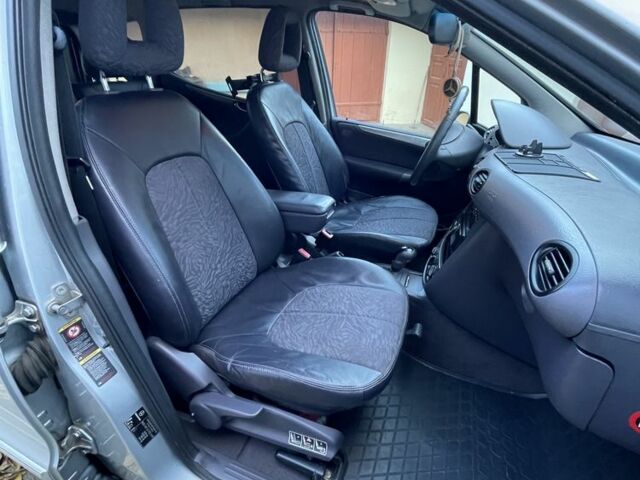 Сірий Мерседес А клас, об'ємом двигуна 1.9 л та пробігом 286 тис. км за 3700 $, фото 7 на Automoto.ua