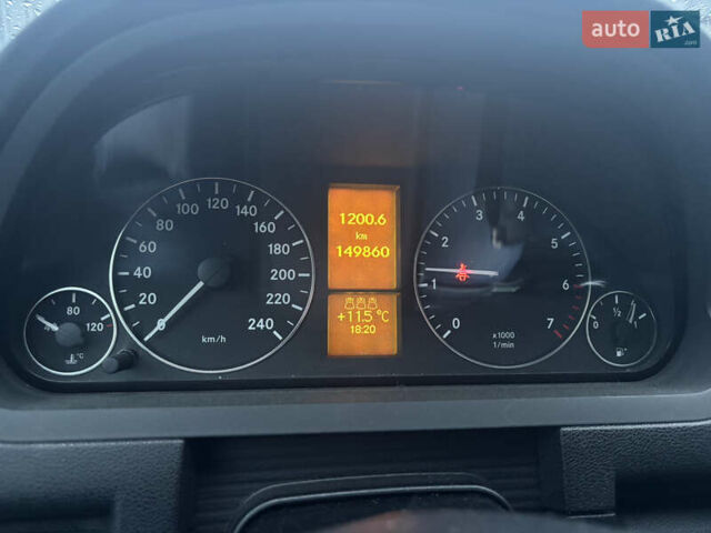 Серый Мерседес А класс, объемом двигателя 1.5 л и пробегом 150 тыс. км за 4800 $, фото 6 на Automoto.ua