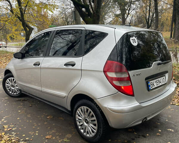 Серый Мерседес А класс, объемом двигателя 1.99 л и пробегом 280 тыс. км за 4350 $, фото 1 на Automoto.ua