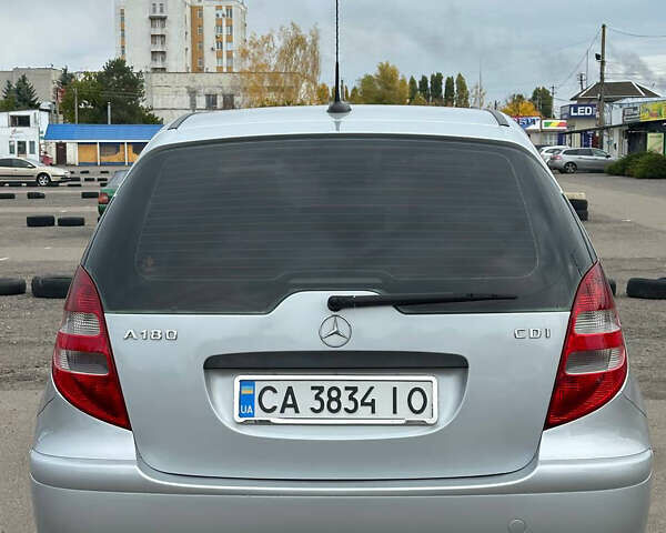 Мерседес А класс 2005 в Черкассах на Automoto.ua Серый Мерседес А класс, объемом двигателя 2 л и пробегом 214 тыс. км за 5800 $, фото 8 на Automoto.ua