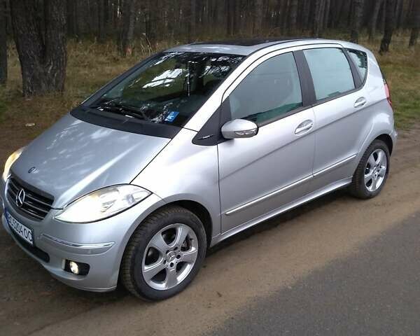 Серый Мерседес А класс, объемом двигателя 2 л и пробегом 242 тыс. км за 5200 $, фото 15 на Automoto.ua