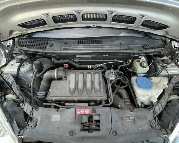 Серый Мерседес А класс, объемом двигателя 1.99 л и пробегом 278 тыс. км за 4900 $, фото 15 на Automoto.ua