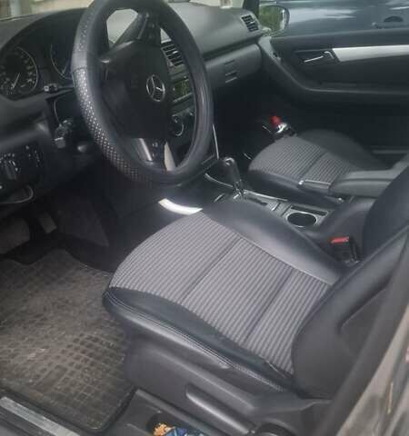 Серый Мерседес А класс, объемом двигателя 1.7 л и пробегом 215 тыс. км за 5500 $, фото 7 на Automoto.ua