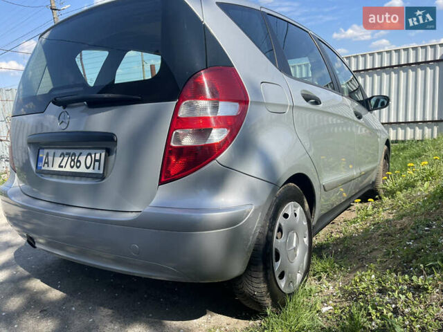 Серый Мерседес А класс, объемом двигателя 1.5 л и пробегом 150 тыс. км за 4800 $, фото 1 на Automoto.ua