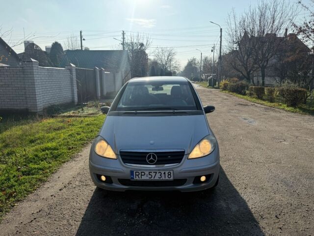 Серый Мерседес А класс, объемом двигателя 1.9 л и пробегом 100 тыс. км за 1950 $, фото 6 на Automoto.ua