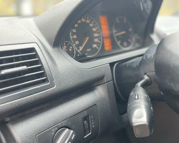 Серый Мерседес А класс, объемом двигателя 1.99 л и пробегом 280 тыс. км за 4350 $, фото 13 на Automoto.ua